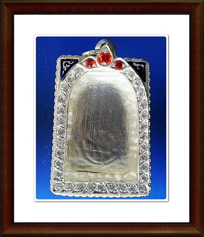 ตลับพระสมเด็จ เงินลงยา ฝังพลอย ขาว-แดง