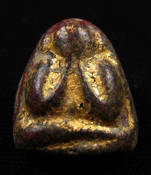 พระปิดตา เนื้อหามวลสารดี สวยไม่ทราบที่ครับ