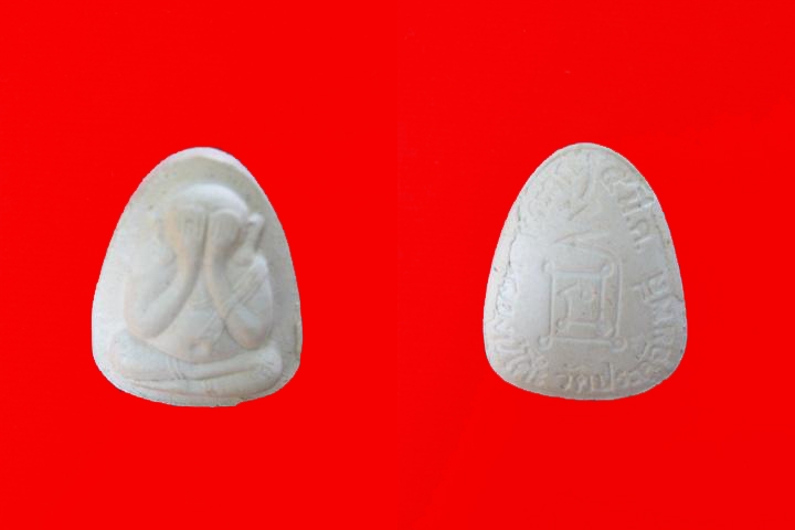 พระปิดตาหลวงปู่โต๊ะ วัดประดู่ฉิมพลี รุ่น108ปี ที่ระลึก5มี.ค.ปี38 เนื้อผงเกสร เคาะเดียว