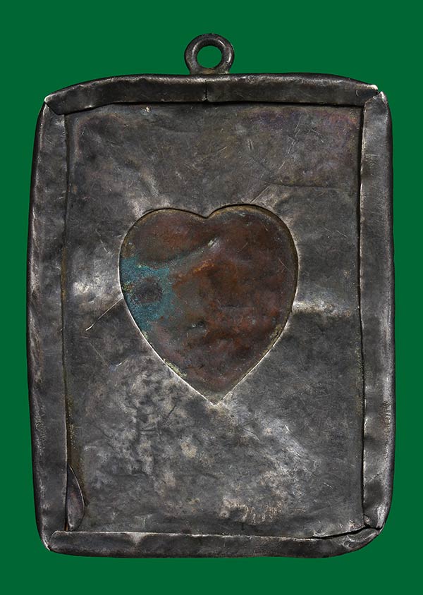 พระปรุหนัง เนื้อชินเงิน เลี่ยมเงินโบราณ ตามสภาพครับ