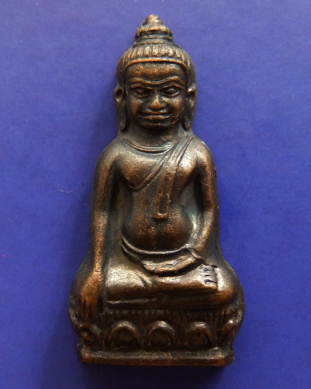 6.พระหูยาน หลังจปร. (รุ่นปืนแตก) วัดราชบพิธ พ.ศ. 2513 ในหลวงเสด็จเททอง เกจิ 108 ปลุกเสกพิธีใหญ่