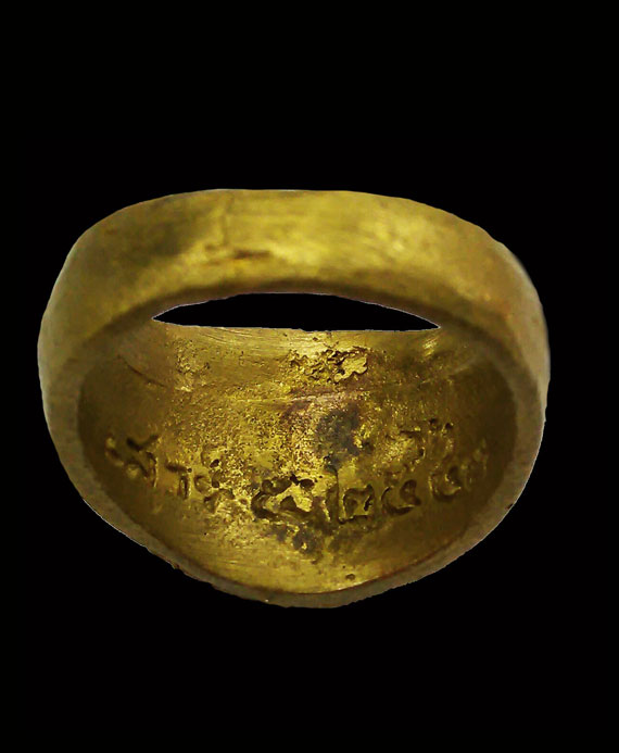 แหวนเสาร์๕ มหาเศรษฐี หลวงปู่หมุน วัดบ้านจาน เนื้อทองทิพย์ สภาพสวยมาก เดิมๆ ไม่ผ่านการใช้