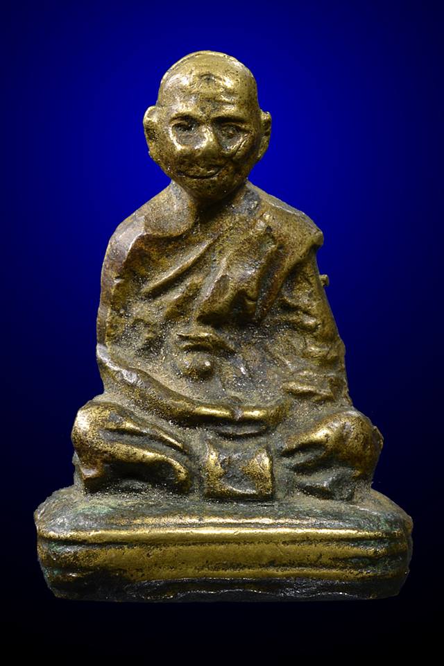 รูปหล่อ‬ 'อะระหัง' ปี2499 *** หลวงพ่อจง‬ พุทธัสสโร  แห่งวัดหน้าต่างนอก ***