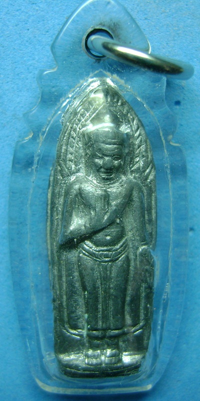 พระร่วงยืนประทานพรเนื้อชิน เจ้าคุณนรฯ ปลุกเสก ออกวัดเขาบางทราย  