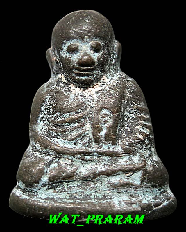 รูปหล่อหลวงพ่อเงิน วัดบางคลาน รุ่นฟ้าคำรณ  ปี34 สภาพเดิมๆ กล่องเดิมๆ