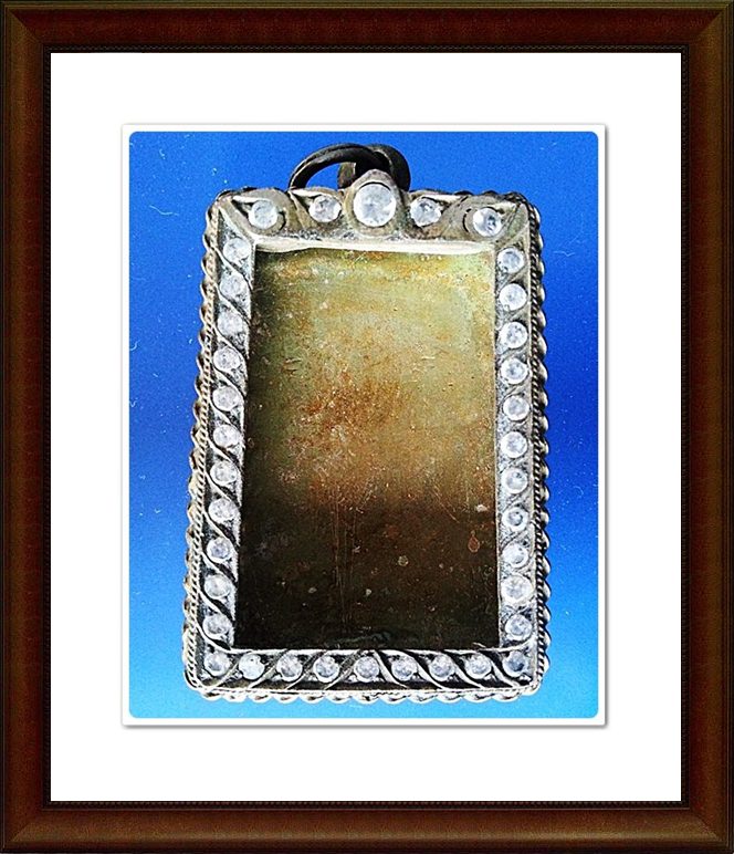 ตลับพระสมเด็จ เงินลงยา ฝังพลอยขาว