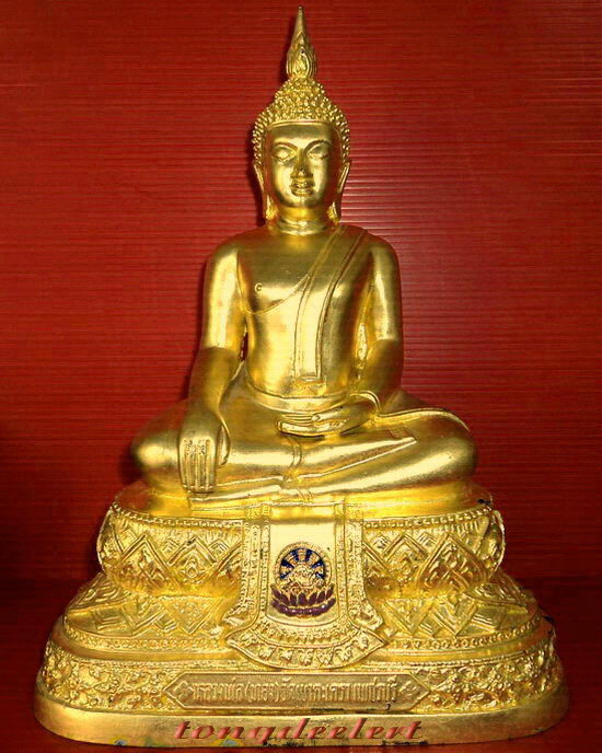 พระบูชาหลวงพ่อทอง วัดเขาตะเครา จ.เพชรบุรี รุ่นสร้างศาลาการเปรียญ หน้าตัก 5 นิ้ว ปิดทอง สวยมากค่ะ