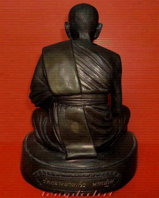 รูปหล่อบูชาหลวงปู่เพิ่ม วัดกลางบางแก้ว จ.นครปฐม หน้าตัก 5 นิ้ว สวยมากค่ะ