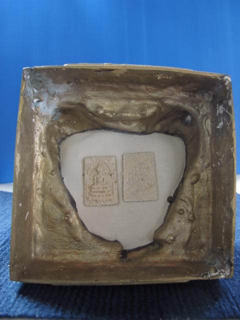 หลวงปู่ทวด เหยียบน้ำทะเลจืด นิ้วกระดก รุ่นพึ่งบุญบารมี เนื้อสัตะโลหะ หน้าตัก 5 นิ้ว เลข...142