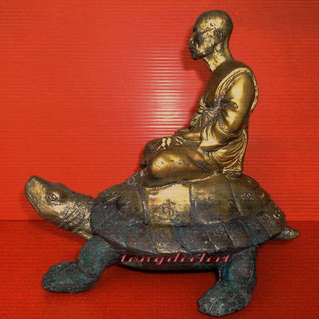 รูปเหมือนบูชาหลวงปู่หลิวนั่งเต่า วัดไทรทอง ฉลองอายุ 90 ปี พ.ศ.2538 สีทอง หายากค่ะ