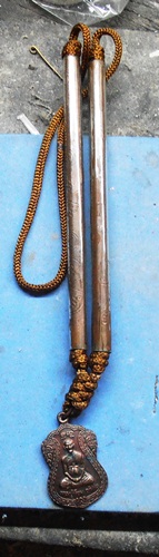 ตระกรุดหลวงปู่เจียมพร้อมเหรียญปี42สวยๆครับ