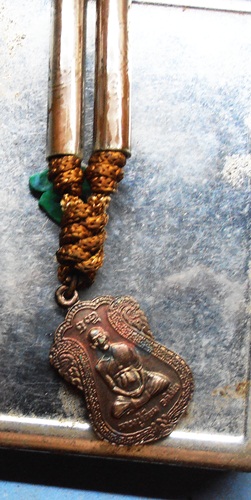 ตระกรุดหลวงปู่เจียมพร้อมเหรียญปี42สวยๆครับ