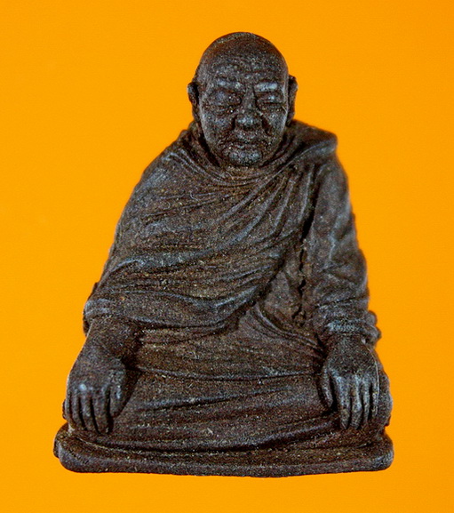 รูปเหมือนลอยองค์เนื้อว่าน รุ่นแรก พระครูสิริโพธิรักษ์ (ยวง อาภสฺสโร) วัดโพธิ์ศรี จ.ราชบุรี 