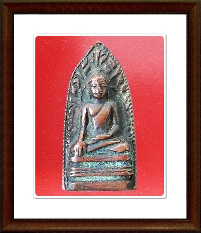 พระรอด หลังฤาษีนารอด วัดพันอ้น