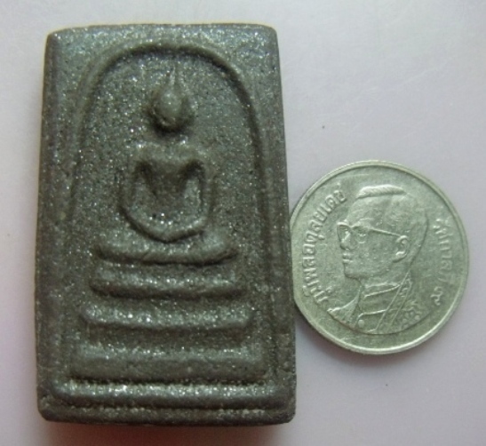 **วัดใจ**พระสมเด็จพิมพ์ใหญ่หลังพิมพ์เจดีย์ เนื้อแร่ เก่าๆ ไม่ทราบที่**เนื้อเป็นประกายระยิบระยับ สวยๆ