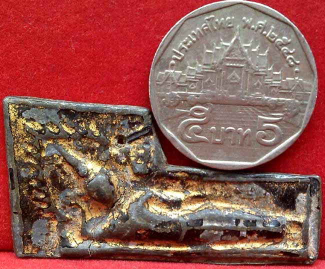 *พระกรุวัดกลางตลาดพลู เนื้อชิน ปางไสยาสน์*