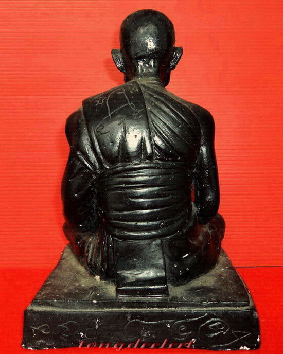 รูปเหมือนบูชาหลวงปู่หลิว วัดไร่แตงทอง รุ่น 84 ปี หายาก สวยมากค่ะ