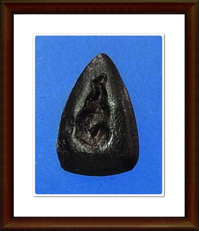 พระเม็ดน้อยหน่า เนื้อดิน อยุธยา