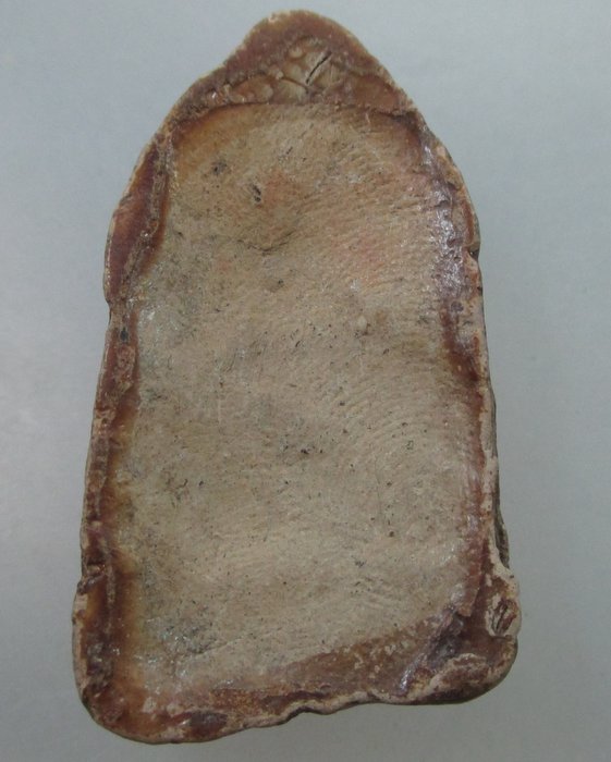 พระลือโขงเนื้อผง จุ่มรักน้ำเกลี้ยงไม่ทราบเกจิสร้าง