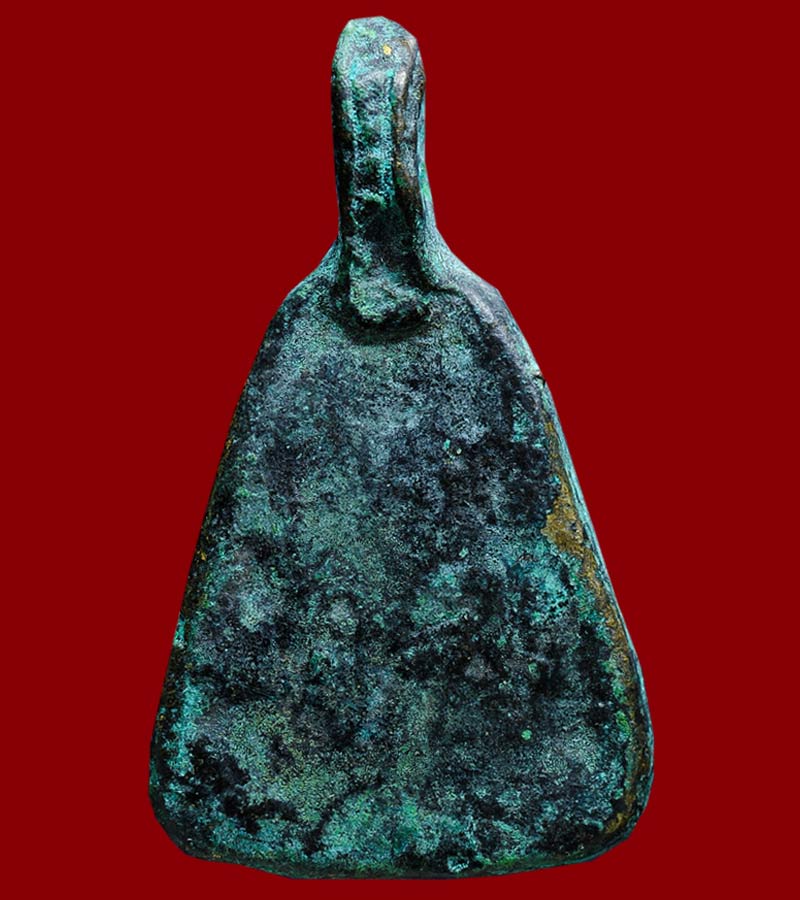 หลวงพ่อเงิน วัดบางคลาน จังหวัด พิจิตร รุ่นปืนแตก พิมพ์จอบใหญ่  ปี ๒๕๒๘ (๑)