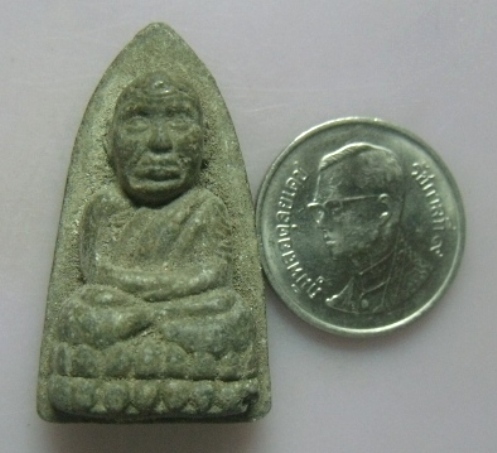 **วัดใจ**หลวงปู่ทวดเนื้อว่านพิมพ์ใหญ่ วัดเมืองยะลา ปี ๓๙ (รุ่นระเบิดด้านเครื่องบินตก)**ประสบการณ์สูง