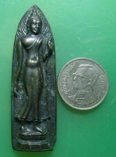 **วัดใจ**เหรียญพระลีลา วัดราษฎร์สามัคคี กม.10 อ.สัตหีบ จ.ชลบุรี ปี ๒๕๑๖**หลวงปู่ทิม วัดละหารไร่ เสก 