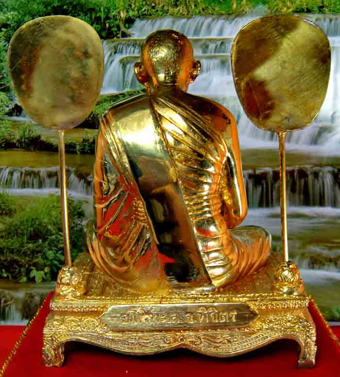 ***หลวงพ่อเงิน***เนื้อทองเหลืองปัดเงา พระพระบูชาหน้าตัก 5 นิ้ว ฐาน 4.5 x 6 นิ้วขนาดความสูงโดยรวม 7.5