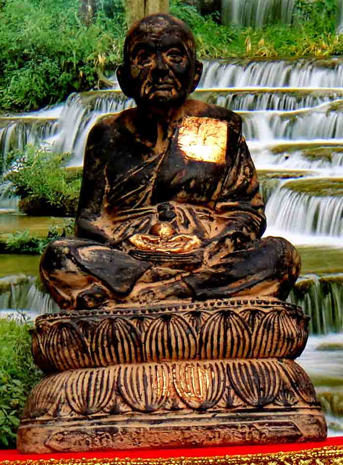 หลวงพ่อทวดเหยียบน้ำทะเลจืด หน้าตัก 5 นิ้ว เนื้อผสมศิลาแลงหล่อปัดสี งานพุท ศิลป์ประณีตสวยงาม รายละเอี