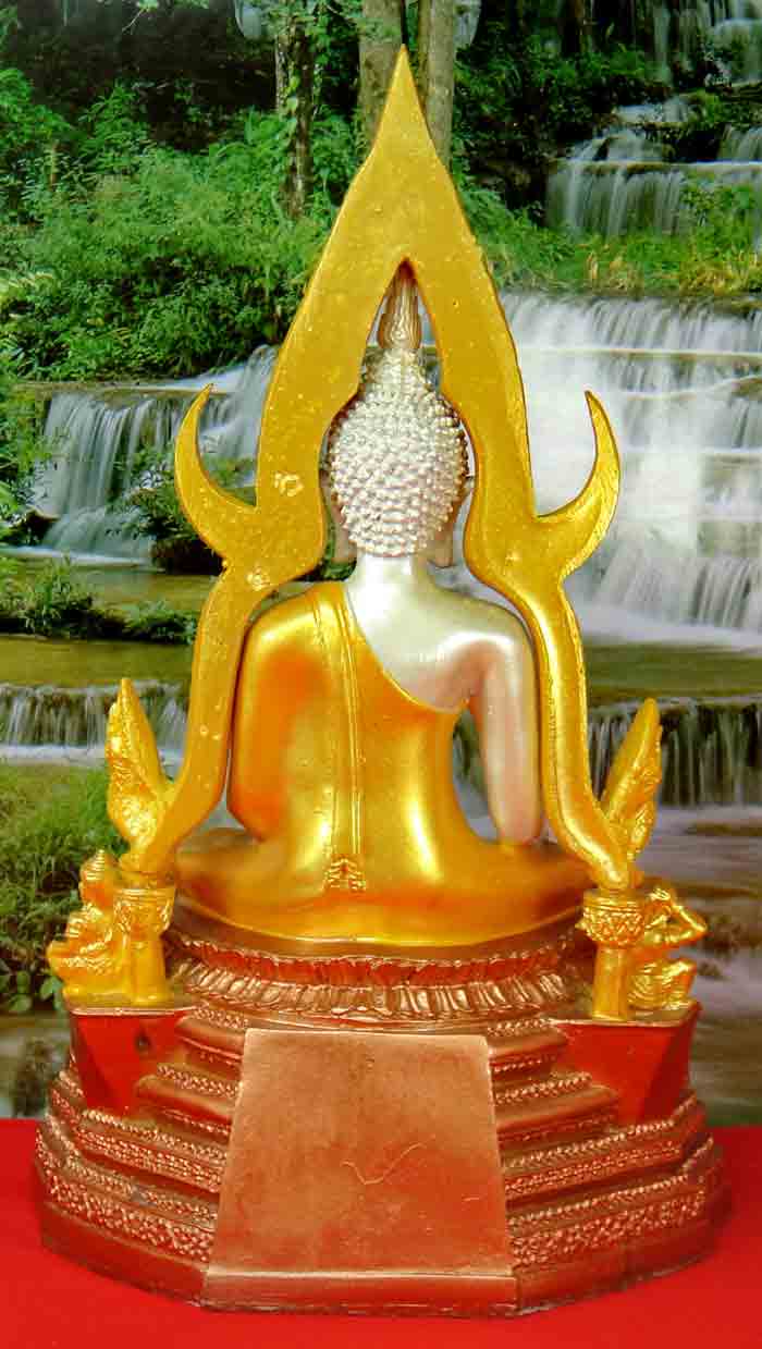 พระพุทธชินราช เนื้อเรซิ่นสีสามกษัตริย์ พุทธลักษณะสวยงามมากค่ะ ขนาดหน้าตัก 5 นิ้ว ความสูง 12 นิ้ว ฐาน