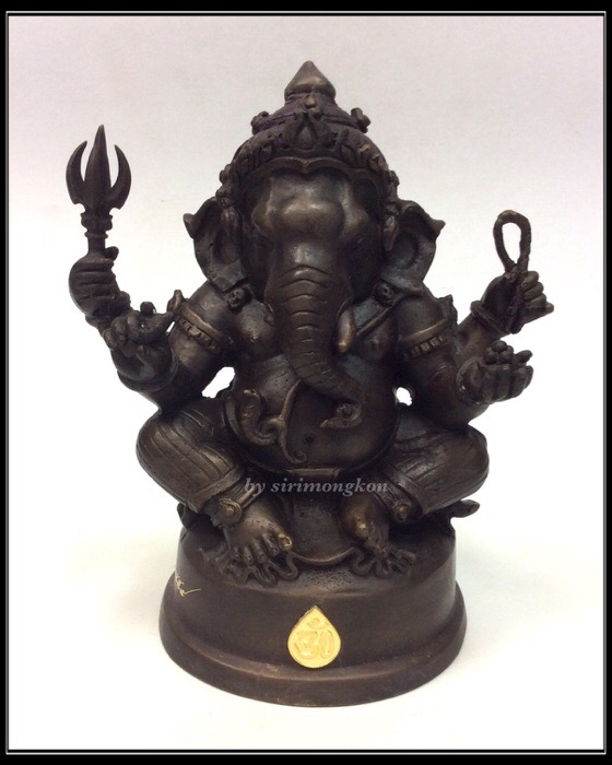 พระพิฆเนศ ปางนั่งบรมครู รุ่น 100 ปี กรมศิลปากร ขนาดบูชา หน้าตัก 4 นิ้วครึ่ง เนื้อโลหะผสม No.352