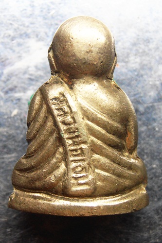 ปั๊ม หลวงพ่อเงิน เสาร์ห้า ออกวัดยางสามต้น ตอกโค๊ต พร้อมกล่องสวยมากครับ