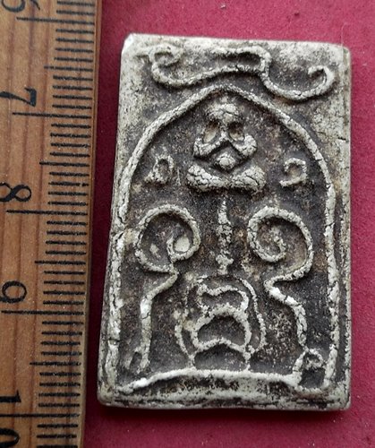 วัดใจเริ่ม 10 บาท กับ พระเนื้อผง ....AG886