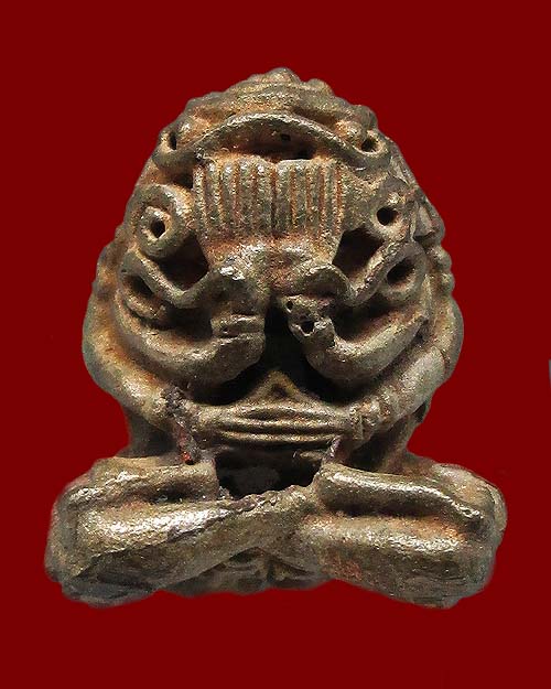 พระปิดตามหาอุตม์ หลวงปู่หงษ์ พรหมปัญโญ วัดเพชรบุรี จ.สุรินทร์ รุ่น"ชุมพลประเสริฐ" ปี๒๕๕๓ เนื้อนวโลหะ