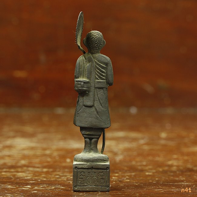 พระบูชาสีวลี หลวงพ่อแฉ่ง วัดบางพัง ฐานเหลี่ยมก้นกลึง...../000