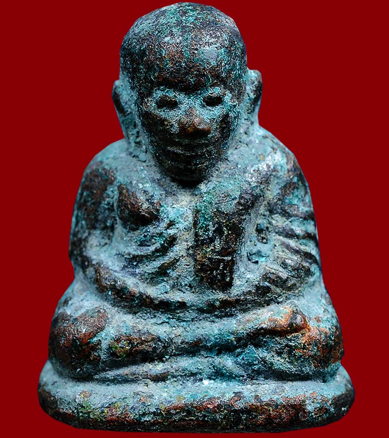 หลวงพ่อเงิน วัดบางคลาน จังหวัด พิจิตร รุ่นปืนแตก พิมพ์นิยม เศ ียรโต ปี ๒๕๒๘ (๓)