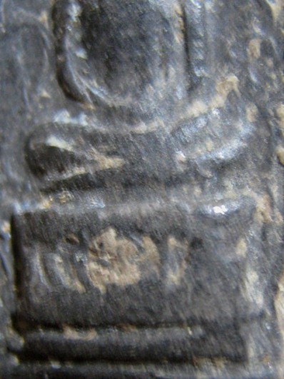 พระซุ้มเถาวัลย์ กรุวัดชนะสงคราม เนื้อดิน กรุงเทพฯ