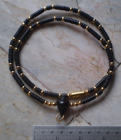 สร้อยกะลาตาเดียว  บวกเม็ดสแตนเลส  หัวขุน ไม้งิ้วดำ  เคาะเเดียว  