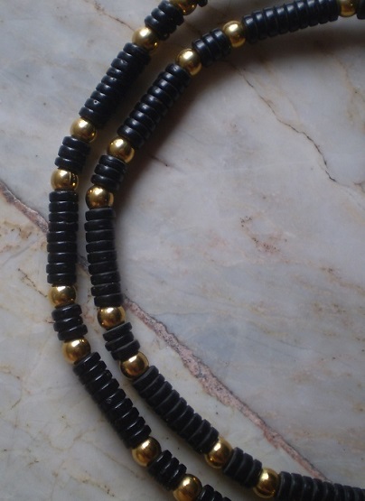 สร้อยกะลาตาเดียว  บวกเม็ดสแตนเลส  หัวขุน ไม้งิ้วดำ  เคาะเเดียว  