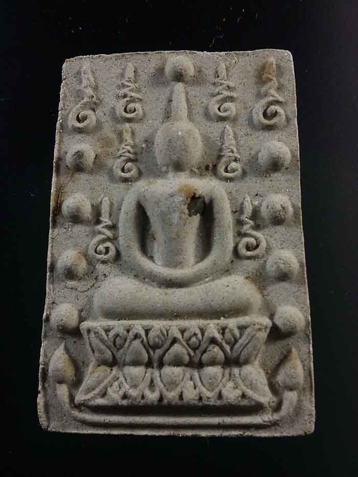 พระสมเด็จคู่ชีวิตล้างอาถรรพ์ เนื้อผงสีเทาเข้ม ด้านหน้าฝังเพรชหน้าทั่งด้านหลังโรยพระธาตุที่เหลือ  (8)