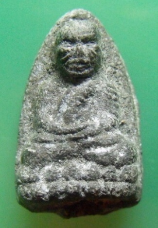 **วัดใจ**หลวงปู่ทวดเนื้อว่าน พิมพ์ใหญ่ วัดเขาอ้อ (ข.อ.)**หลังโรยแร่เยอะ หายาก เชิญชมครับ