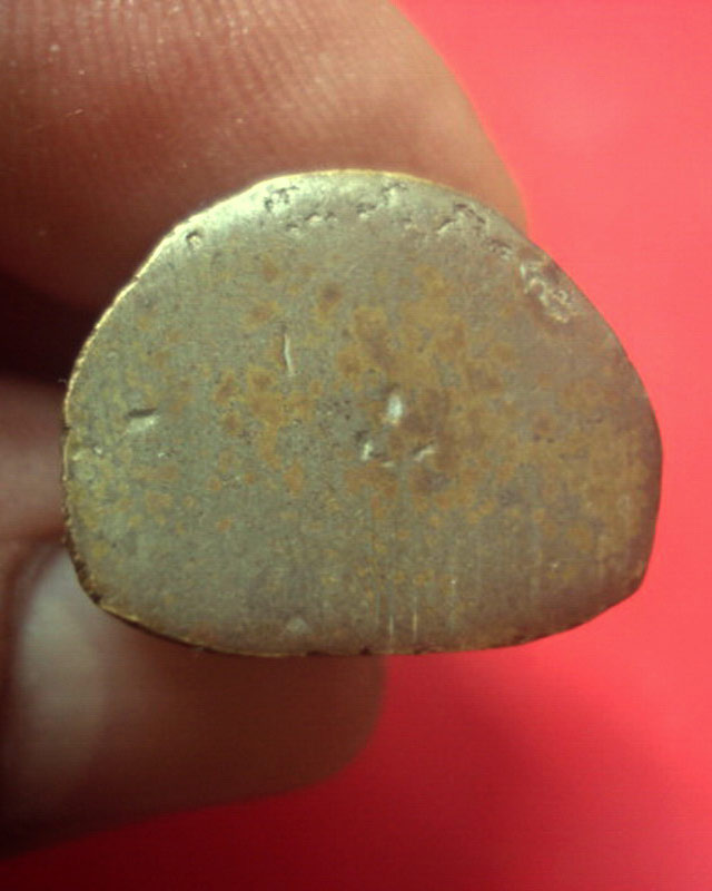 รูปหล่อรุ่นแรกหลวงปู่จันทร์ วัดจานเขื่อง จ.อุบลราชธานี 