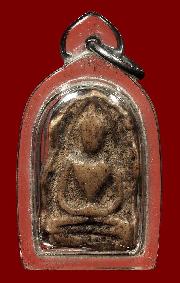 พระกำแพงซุ้มกอ กรุวัดเจดีย์กลางทุ่ง พิมพ์กลาง