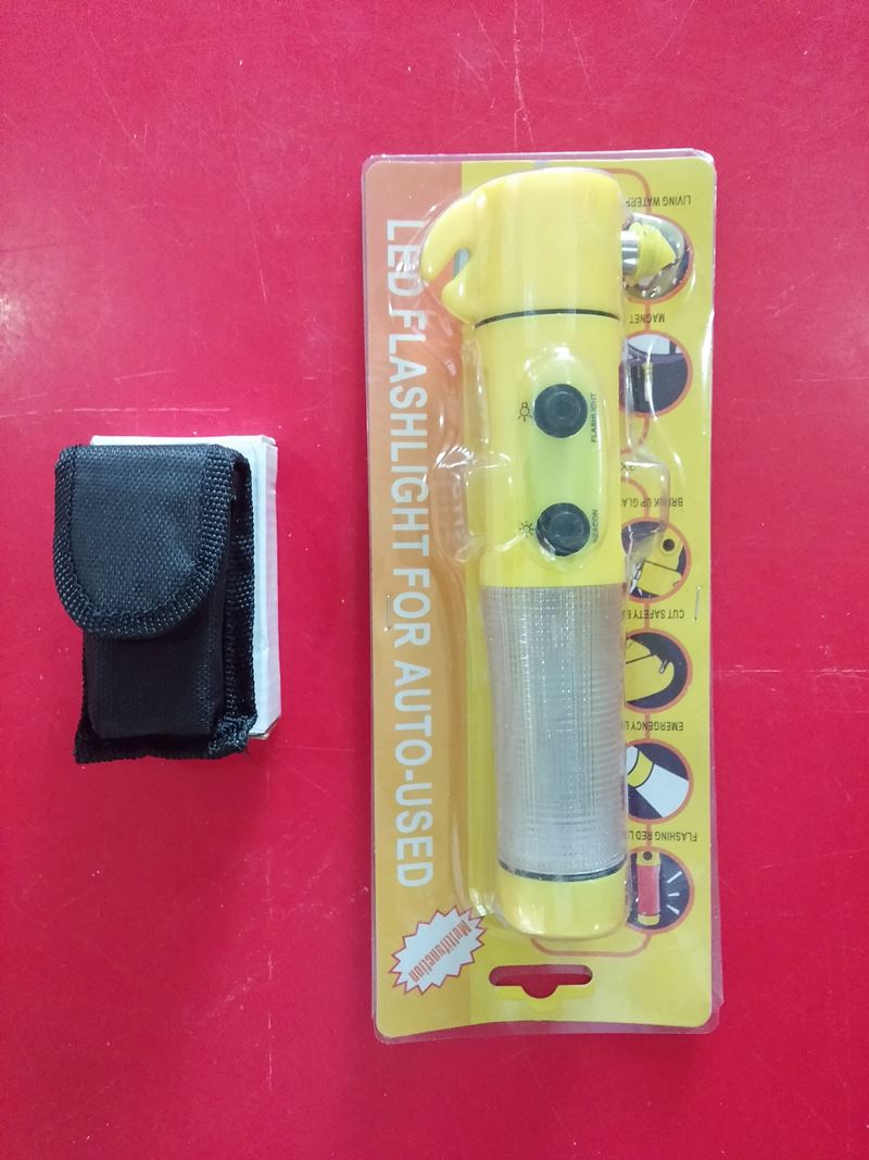 โล็ะสต็อกถูกๆ เคาะเดียว (195 บาท) อุปกรณ์ฉุกเฉินประจำรถ ไฟฉายฉุกเฉินเอนกประสงค์ + 9 in 1 ชุดเครื่องม