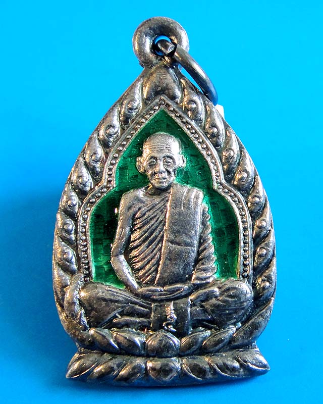 เหรียญเจ้าสัวหลวงพ่อเดิม วัดหนองบัว จ.นครสวรรค์ เนื้อเงินลงยา  รุ่นเสาร์๕  ปี2536