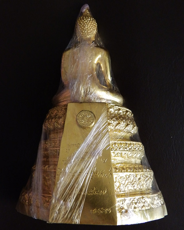 หมายเลข 393...พระบูชา พระพุทธสิงหธรรมมงคล หลังภปร. หน้าตัก 3 นิ้ว 2 ถอด ปิดทองแท้ พิธีใหญ่ วัดบวรฯ- 