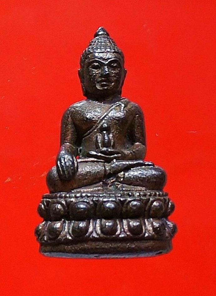 พระกริ่งหลวงพ่อเงินรุ่นพระพิจิตร เนื้อนวโลหะ 2542-43หลวงปู่หมุนเสก