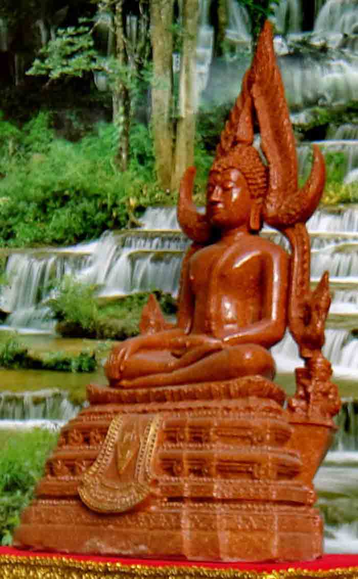 พระพุทธชินราช เนื้อกระเบื้องหลังคาโบส์ถ พุทธลักษณะสวยงามมากค่ะ ขนาดหน้าตัก 5 นิ้ว ความสูง 12 นิ้ว ฐา