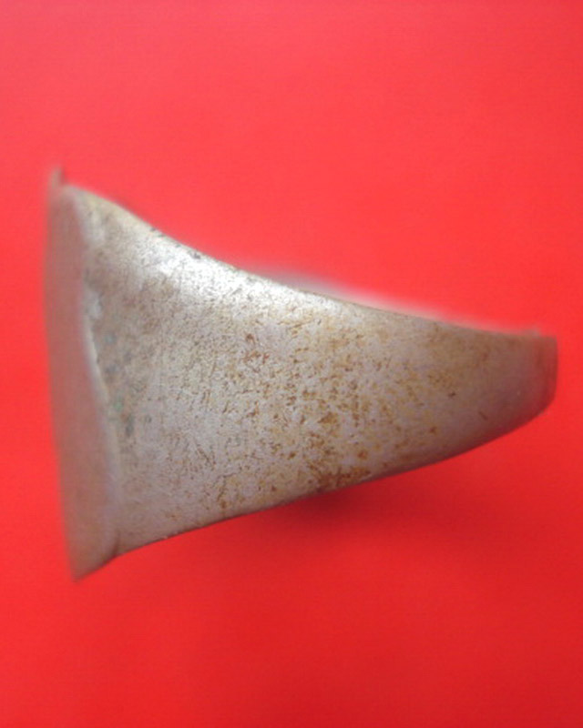 แหวนหลวงพ่อมุมรุ่นแรก ปี09 วัดปราสาทเยอร์ ศรีสะเกษ