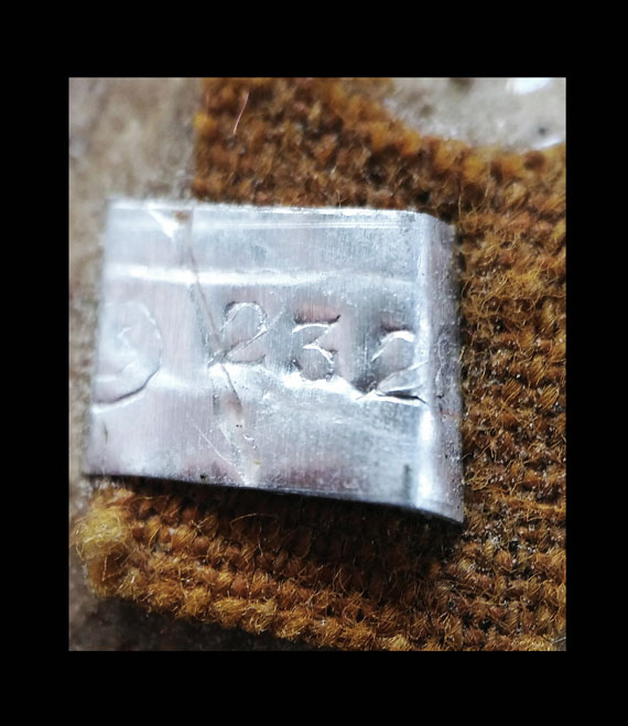 ล็อกเก็ตหลวงปู่หมุน ปี43 อายุ106 ปี รุ่นเสาร์ห้า บูชาครู  ฝังตะกรุต ตอกโค๊ต ถุงเงิน หมายเลข 2328