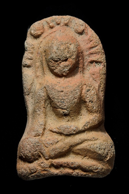 พระรอดหัวข่วง เนื้อดิน